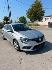 Renault Megane 2017-thumb-4