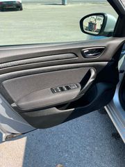 Renault Megane 2017-thumb-22