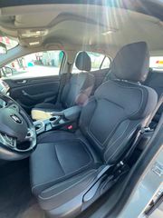 Renault Megane 2017-thumb-23