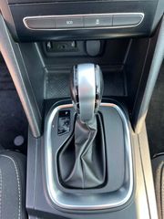 Renault Megane 2017-thumb-26