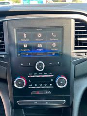 Renault Megane 2017-thumb-32