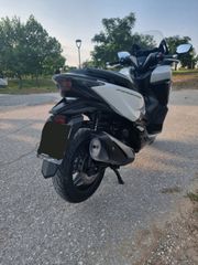 Honda Forza 350 2022-thumb-8