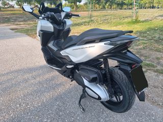 Honda Forza 350 2022-thumb-9