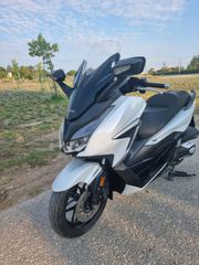 Honda Forza 350 2022-thumb-11