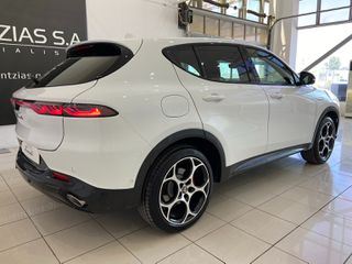 Alfa Romeo Tonale 2023 Veloce 1.3 AT 280HP PHEV Q4-thumb-12