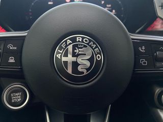 Alfa Romeo Tonale 2023 Veloce 1.3 AT 280HP PHEV Q4-thumb-20