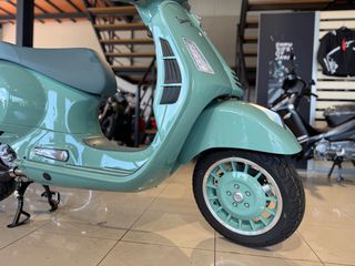 Vespa 2026 GTS 310 80th-thumb-4