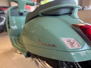 Vespa 2026 GTS 310 80th-thumb-7