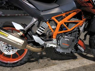 KTM 390 Duke 2016-thumb-4