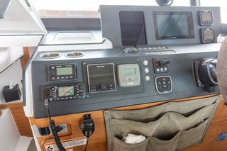 Axopar 2018 37 Cabin-thumb-10