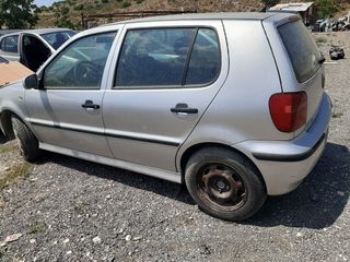 Volkswagen polo-thumb-5