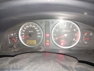 Nissan Almera 2004