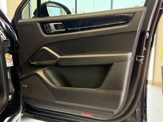 Porsche Cayenne 2021 COUPE GTS E-HYBRID PANO/BOSE/SPORT CHRONO - VENER1S MOTORS-thumb-41