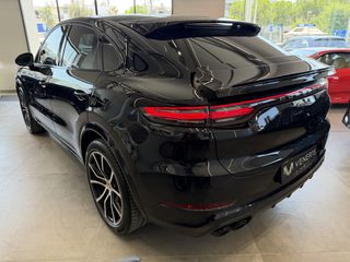 Porsche Cayenne 2021 COUPE GTS E-HYBRID PANO/BOSE/SPORT CHRONO - VENER1S MOTORS-thumb-15