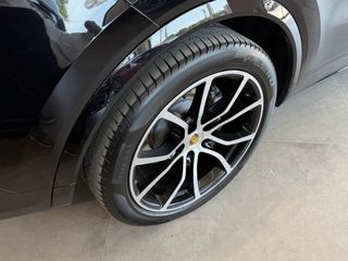 Porsche Cayenne 2021 COUPE GTS E-HYBRID PANO/BOSE/SPORT CHRONO - VENER1S MOTORS-thumb-21