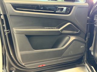 Porsche Cayenne 2021 COUPE GTS E-HYBRID PANO/BOSE/SPORT CHRONO - VENER1S MOTORS-thumb-32