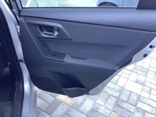Toyota Auris 2016-thumb-7