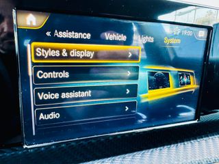 Mercedes-Benz A 160 2023 STYLE-thumb-18