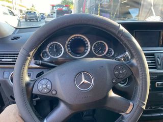 Mercedes-Benz E 200 2012-thumb-5