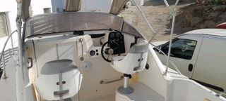 Ahellas 2000 18 cabin-thumb-3