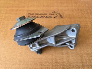 Βάση κινητήρα κομπλέ Γνήσια FIAT UNO 45 , 55 * Δεξιά πλευρά