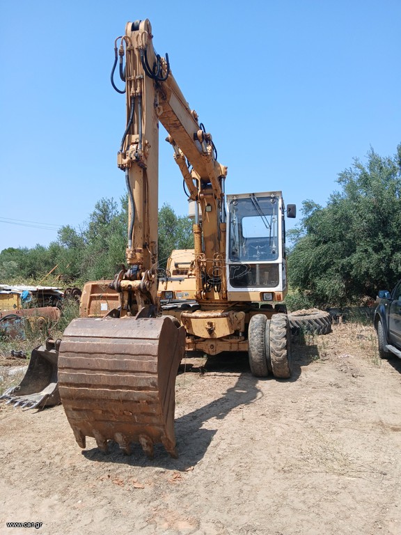 Εκσκαφέας Με Λάστιχα Liebherr 1987 902