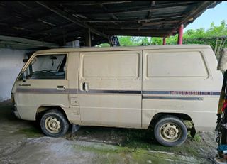 Mitsubishi L300 1992