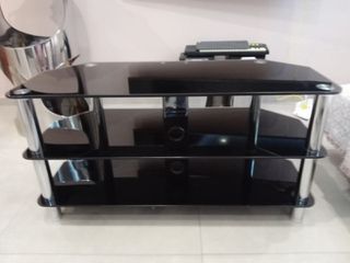 τραπεζακι tv . hifi