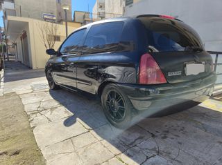 Renault Clio 2001 INITIALE PARIS