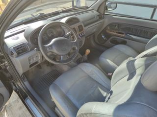Renault Clio 2001 INITIALE PARIS-thumb-3