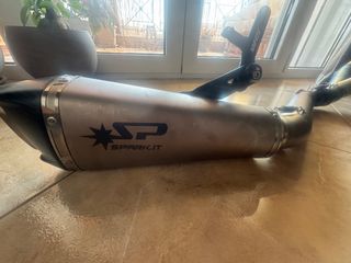 Spark Konix Evo Titanium 3/4 Yamaha MT-10 / MT-10 /YZF-R1 SP (GYA8883)