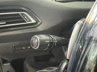 Peugeot 308 2018 AYTOMATO!FACE LIFT!1.5 Blue-HDi Allure!BOOK SERVICE!-thumb-20