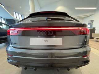 Audi Q8 2026 Q8 3.0TDI Hybrid quattro tiptronic-thumb-4