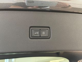 Audi Q8 2026 Q8 3.0TDI Hybrid quattro tiptronic-thumb-40