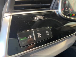 Audi Q8 2026 Q8 3.0TDI Hybrid quattro tiptronic-thumb-32