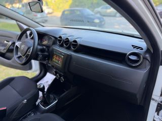 Dacia Duster 2020-thumb-21