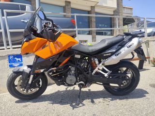 KTM 990 Supermoto 2012-thumb-1