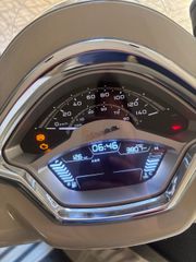 Vespa GTS 125 2024-thumb-9