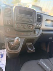 Renault Trafic 2019-thumb-10