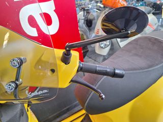 Piaggio Vespa GTS 300 2017 SUPER SPORT-thumb-5