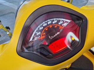 Piaggio Vespa GTS 300 2017 SUPER SPORT-thumb-36