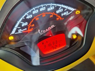 Piaggio Vespa GTS 300 2017 SUPER SPORT-thumb-37