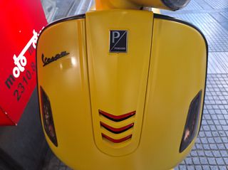 Piaggio Vespa GTS 300 2017 SUPER SPORT-thumb-10
