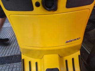 Piaggio Vespa GTS 300 2017 SUPER SPORT-thumb-16