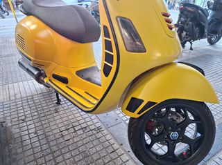 Piaggio Vespa GTS 300 2017 SUPER SPORT-thumb-28