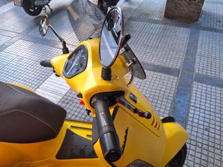 Piaggio Vespa GTS 300 2017 SUPER SPORT-thumb-34