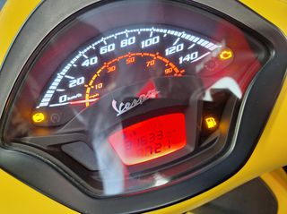 Piaggio Vespa GTS 300 2017 SUPER SPORT-thumb-35
