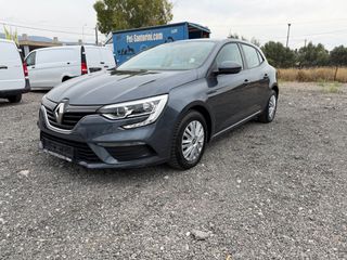 Renault Megane 2016-thumb-1