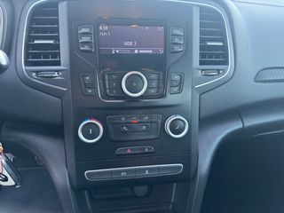 Renault Megane 2016-thumb-27
