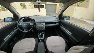 Mazda 2 2004-thumb-2
